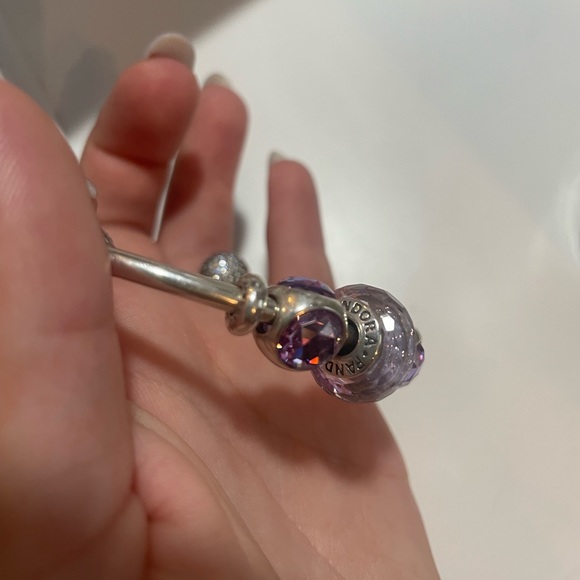 Pandora bracelet with charms - Picture 3 of 5